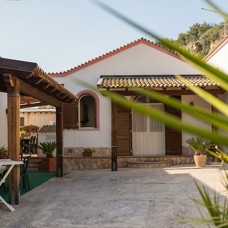 Baglio Scurati Home Holidays كوستوناتشي المظهر الخارجي الصورة