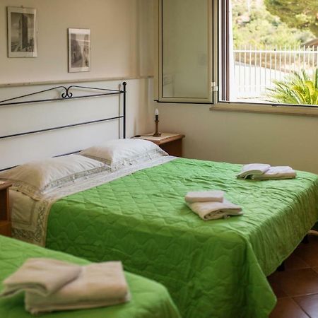 Baglio Scurati Home Holidays كوستوناتشي المظهر الخارجي الصورة